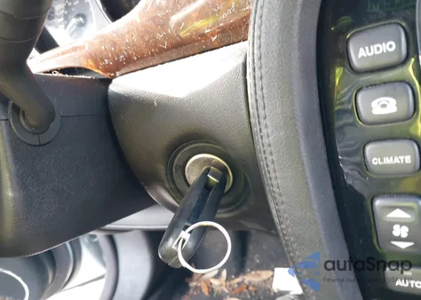 2008 Jaguar Xj Vanden Plas from USA, damaged, VIN SAJWA82B98SH22284